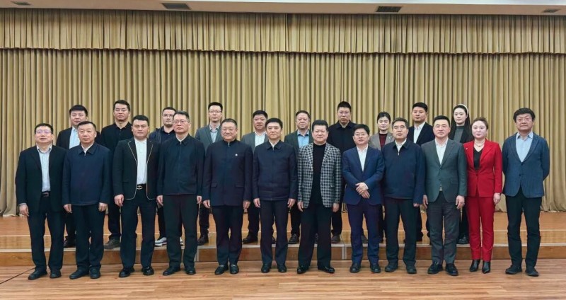 贯彻两会精神，中国空中商学院企业家推进辽宁新质生产力发展